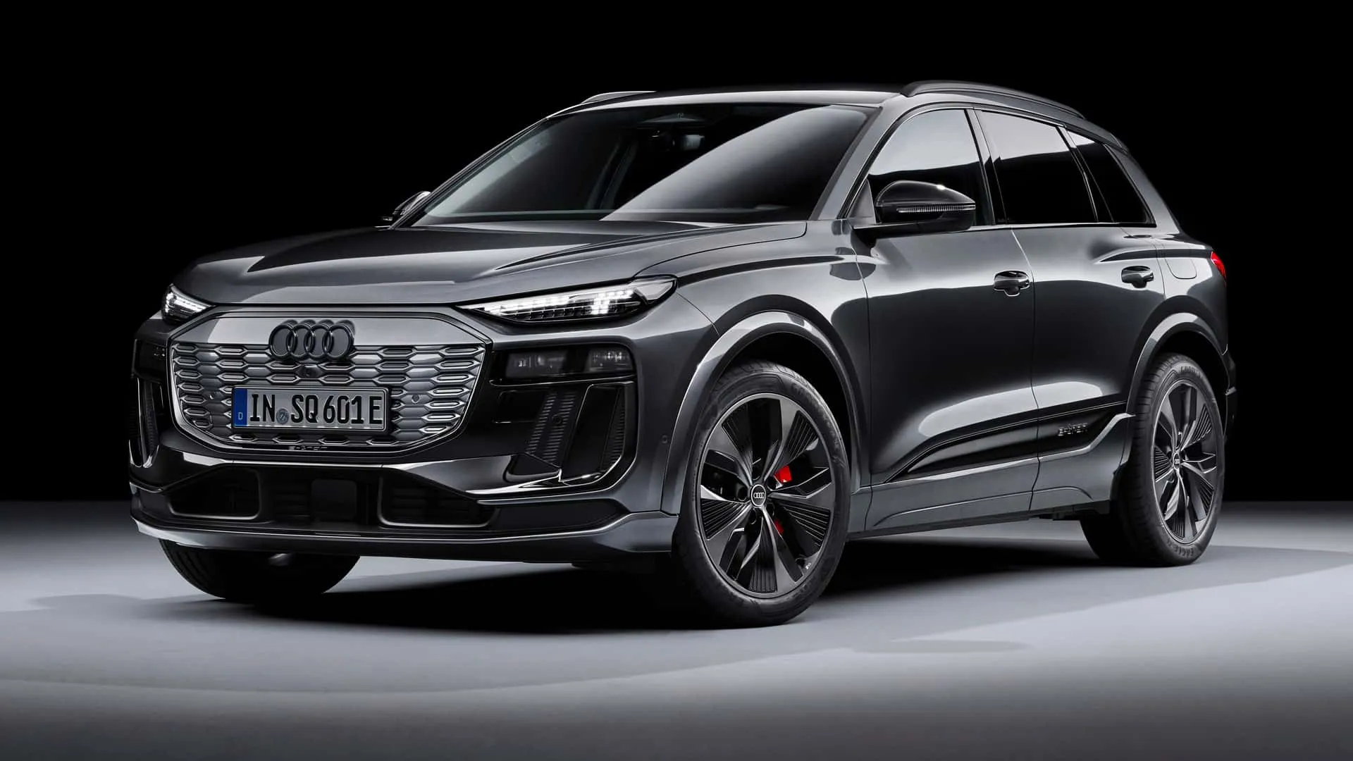 2025 Audi Q6 e-tron Quattro