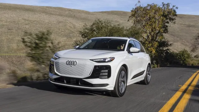 2025 Audi Q6 e-tron RWD