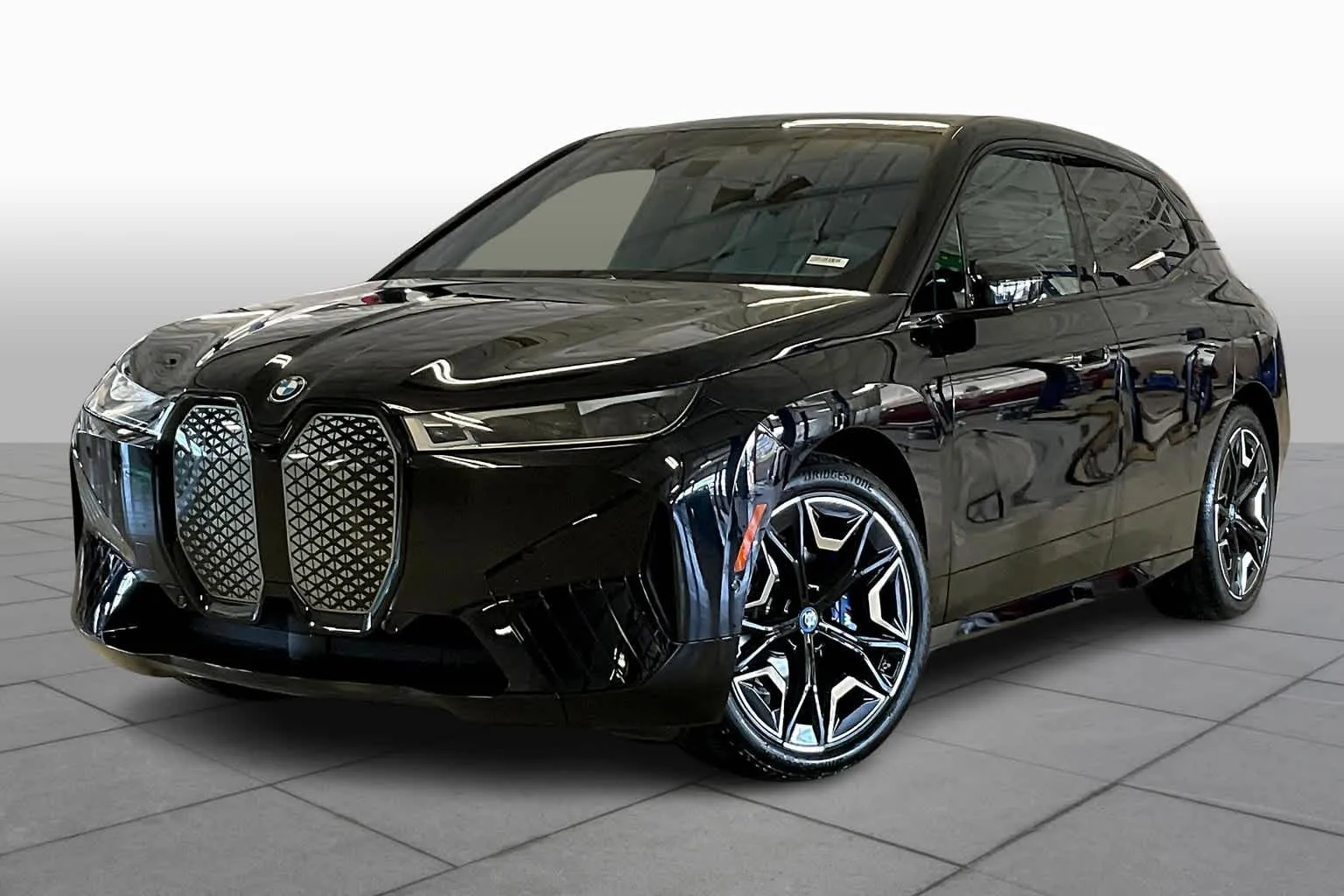 2025 BMW iX M60