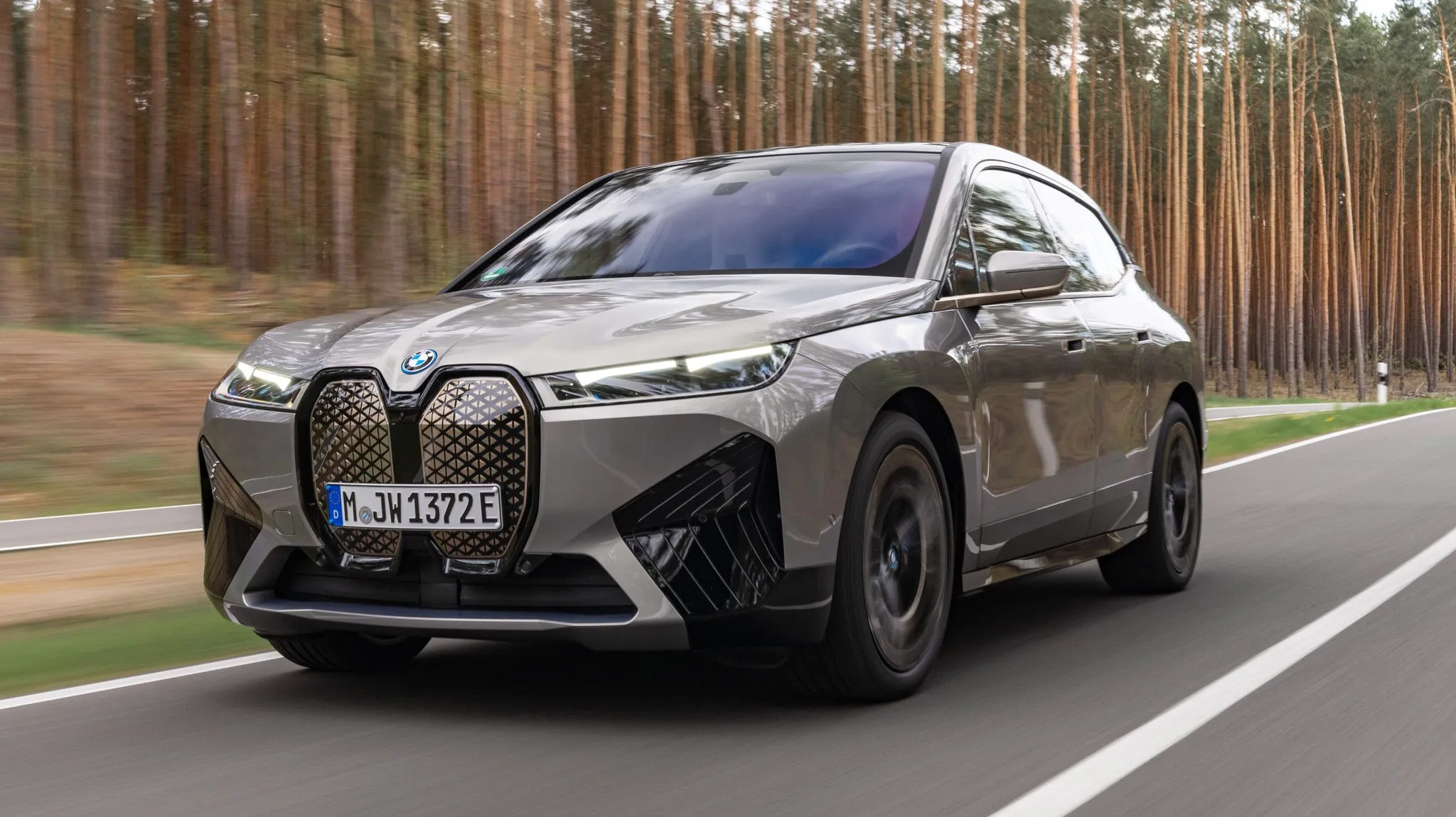 2025 BMW iX xDrive50 Base